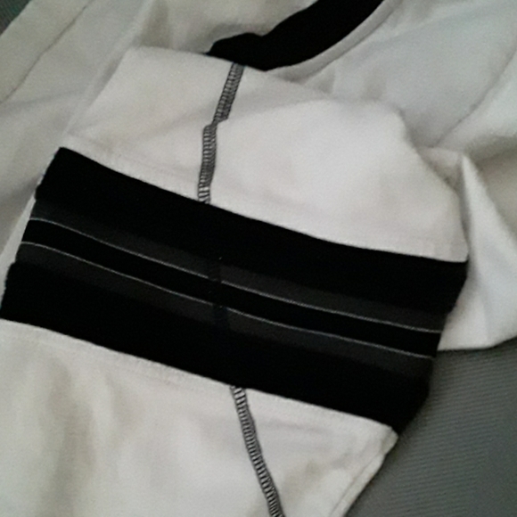 Shirt - Picture 6 of 8